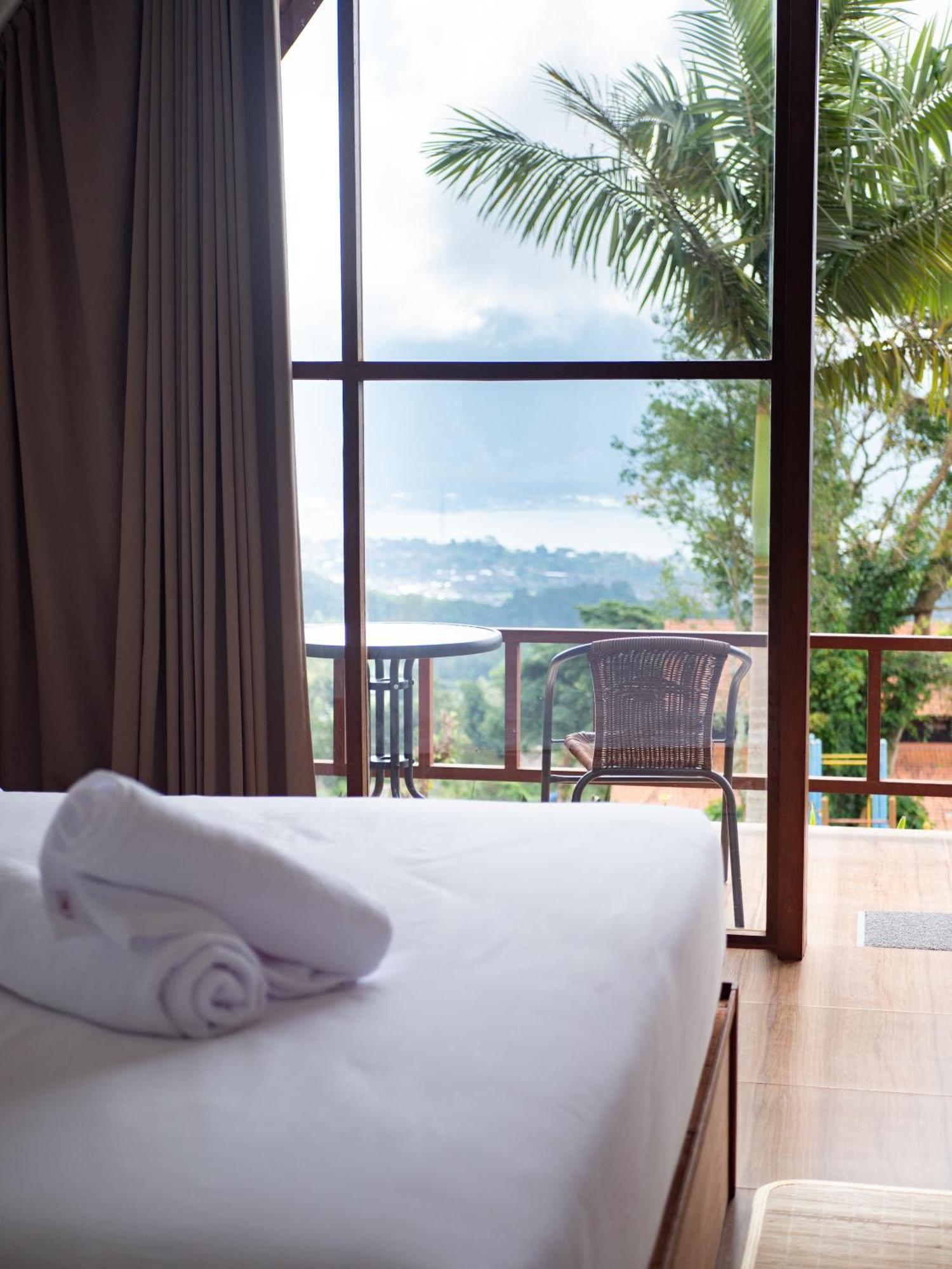 Catu Glamping Bedugul Villa Selemadeg Buitenkant foto