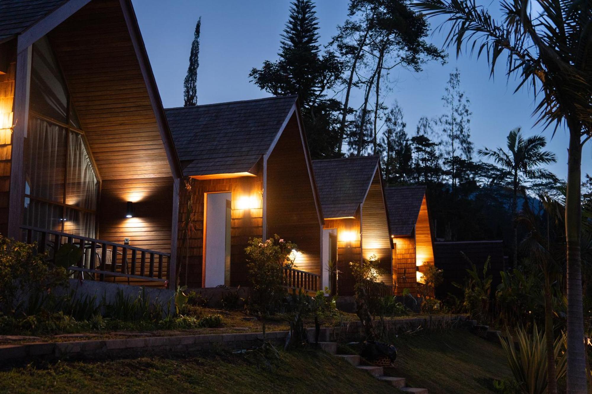Catu Glamping Bedugul Villa Selemadeg Buitenkant foto